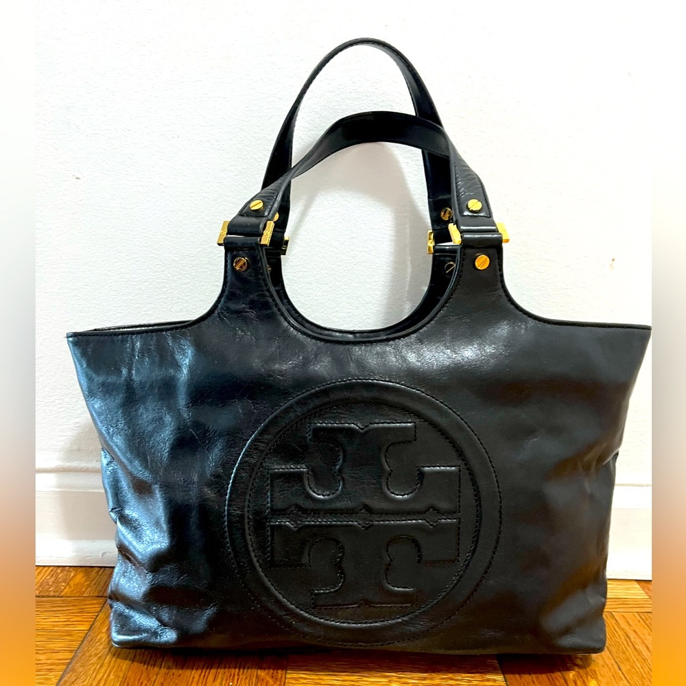 Black textured leather Tory Burch Bombe Tote